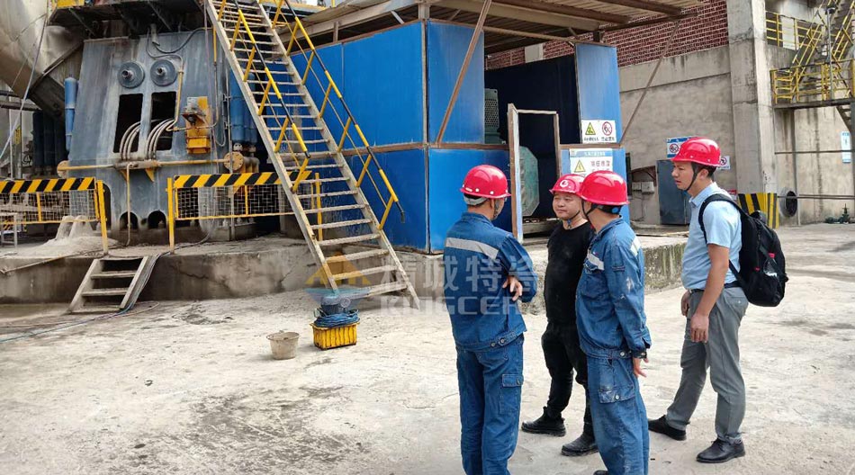 尊龙体育特瓷赴四川某水泥厂现场勘探以及手艺交流