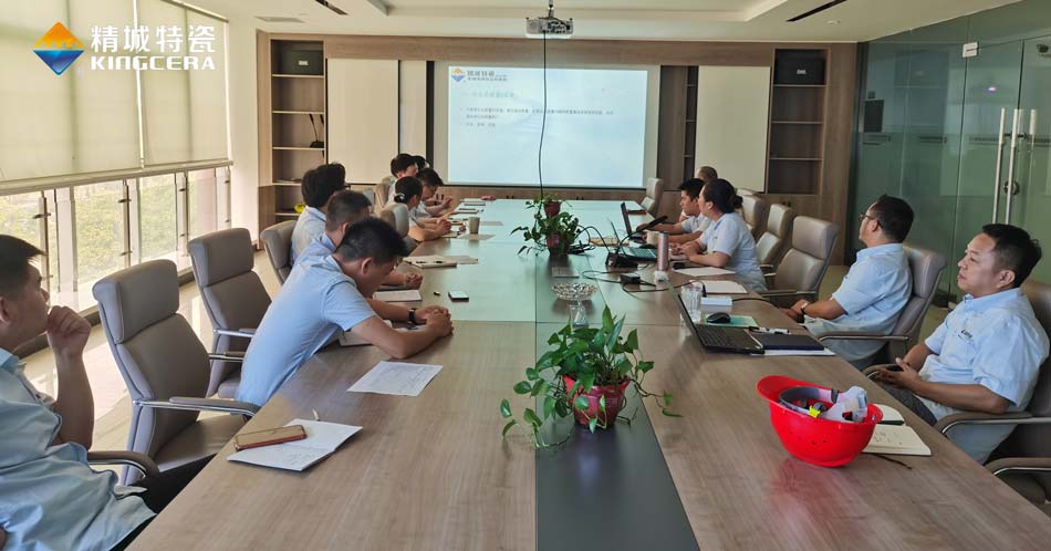 强化专业手艺，，，，，，提高服务水平  营销部开展营业手艺培训