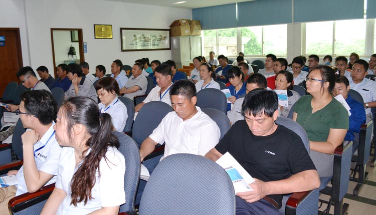 湖南尊龙体育特种陶瓷劳务有限公司|尊龙体育劳务公司